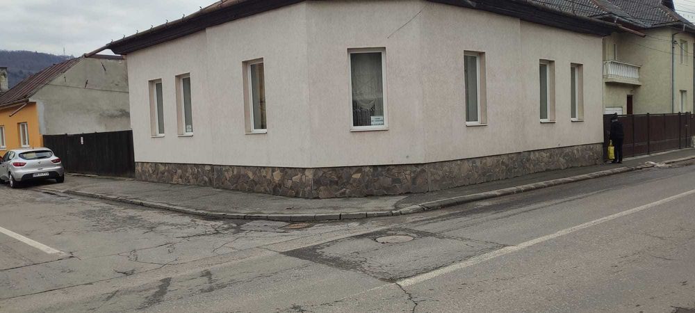 Casa de vanzare in Sighetu Marmatiei, zona centrala, Str. Lucian Blaga