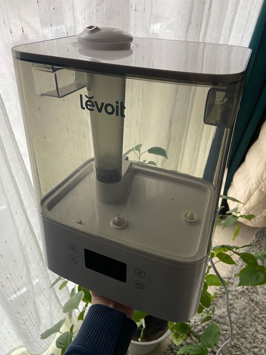 Umidificator levoit 6l