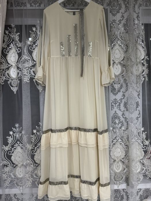 Продам вечерние платья