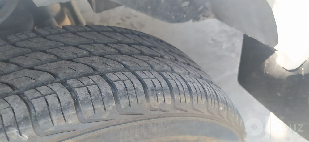 Vaz 2106. 93. Yil srochna sotiladi