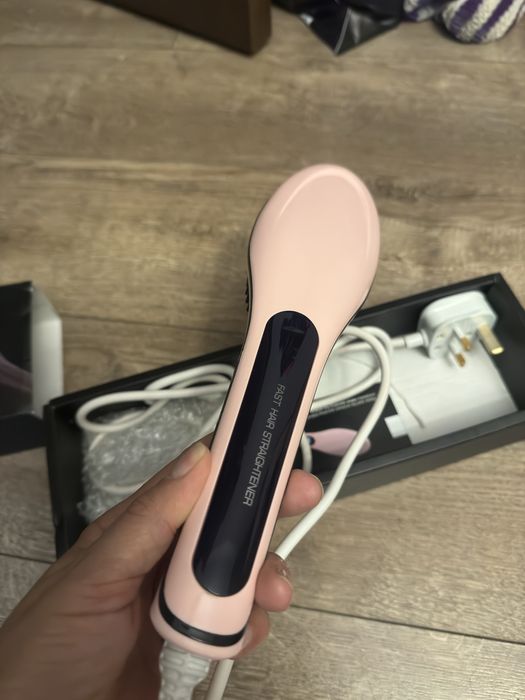 Расчёска-выпрямитель