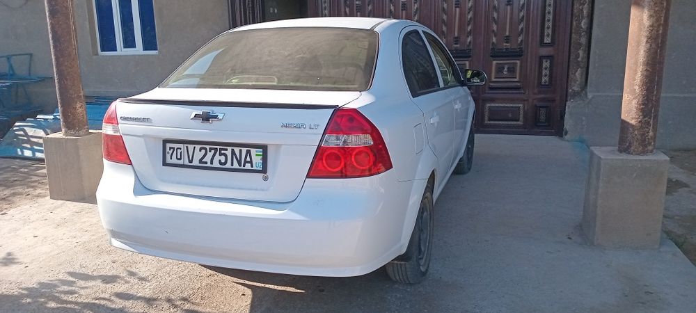 Assalomu aleykum mashina sotiladi, holati yaxshi, kraska radnoy,