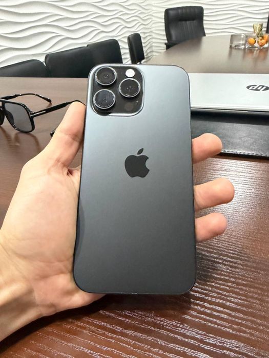 Продаётся айфон 16 про макс 256гб