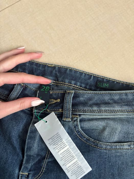 Чисто нови дънки Benetton