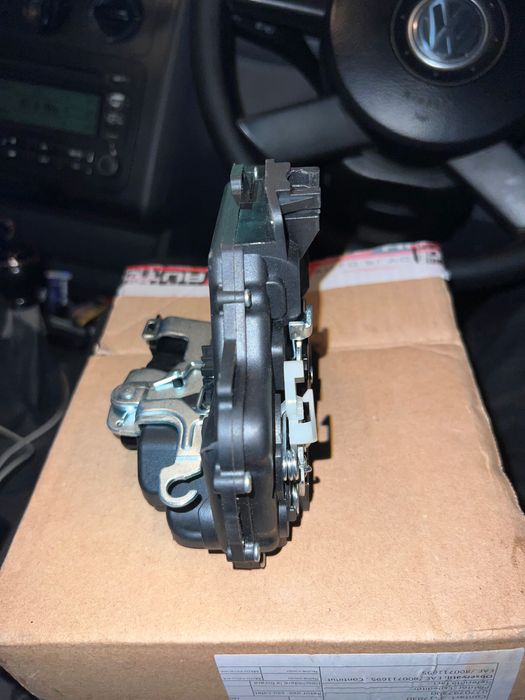 Broasca Touran 2005 2006