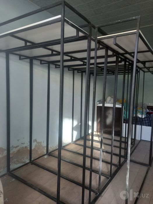 Стелаж вешалка для одежды