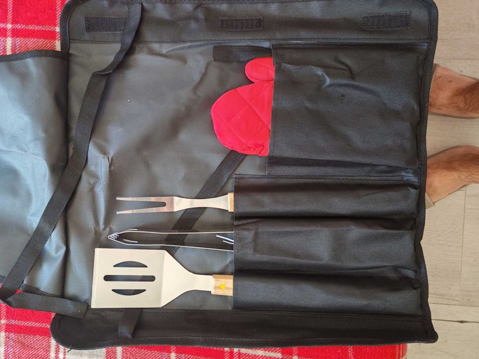 Set ustensile kit gratar