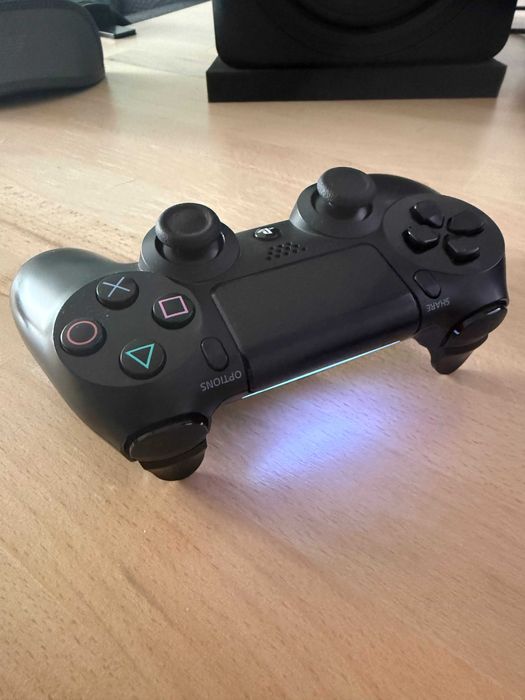 DualShock 4 (Sony Playstation 4)