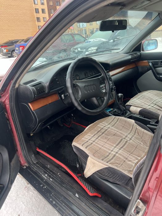 Продам хорошую машину