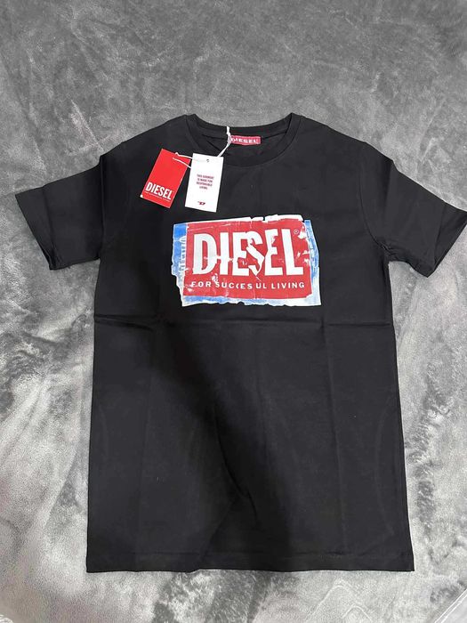 Мъжки тениски, различни размери