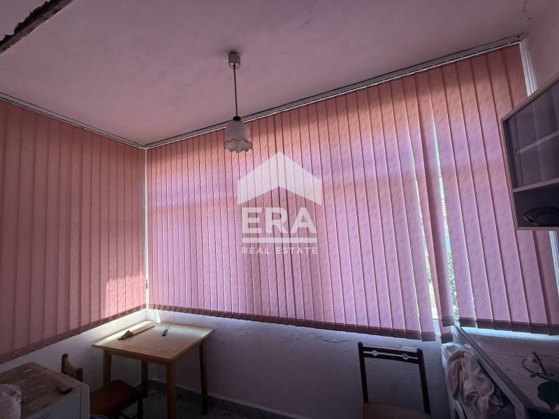 Етаж от къща в град Дългопол, област Варна