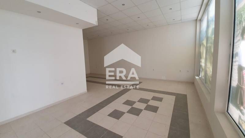 Продава се Магазин в Варна, Възраждане 1 - 358 кв.м за 825 €/кв.м - Снимка #4