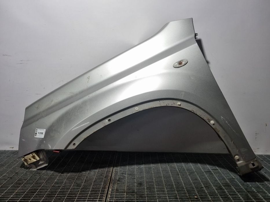 Aripa Stanga Fata Nissan X - Trail T31 2007 - 2013 4 Usi Platinium Silver KY0 (1358)