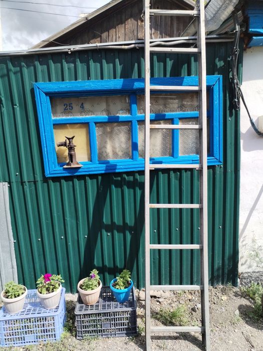 Продам лестницу, в отличном состоянии,.