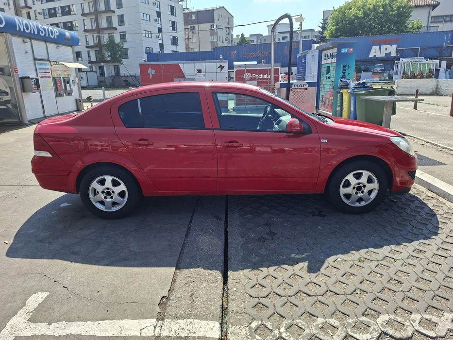 OPEL Astra 2012 — imagine 4