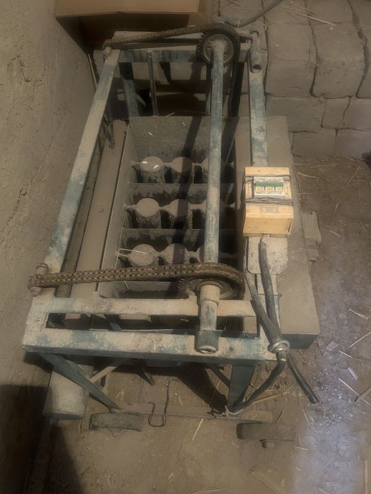 Аппарат для шлакоблока.