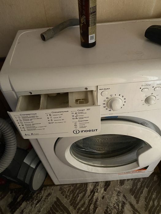 Стиральная машинка  Indesit