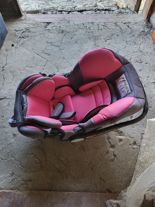 Продаётся детское авто кресло