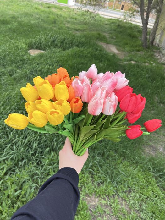 Искусственные тюльпаны