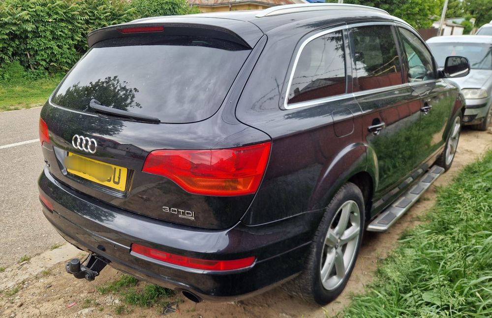 Dezmembrez audi q7 4l s-line 7 locuri motor 3.0 tdi bug bun cutie automata perne aer cardan grup diferențial jante r20 carlig remorcare bara piese