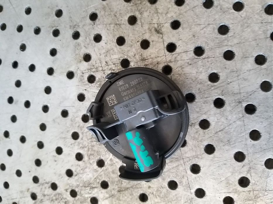 Senzor impact stanga fata vw golf 8 5wa959354