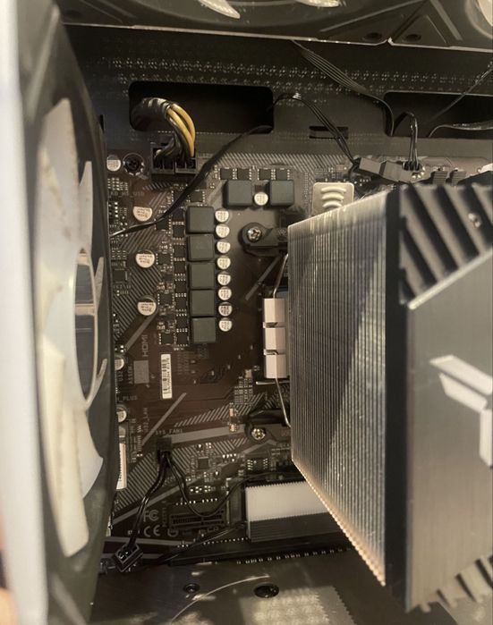 Calculator de vanzare in stare exceptionala.