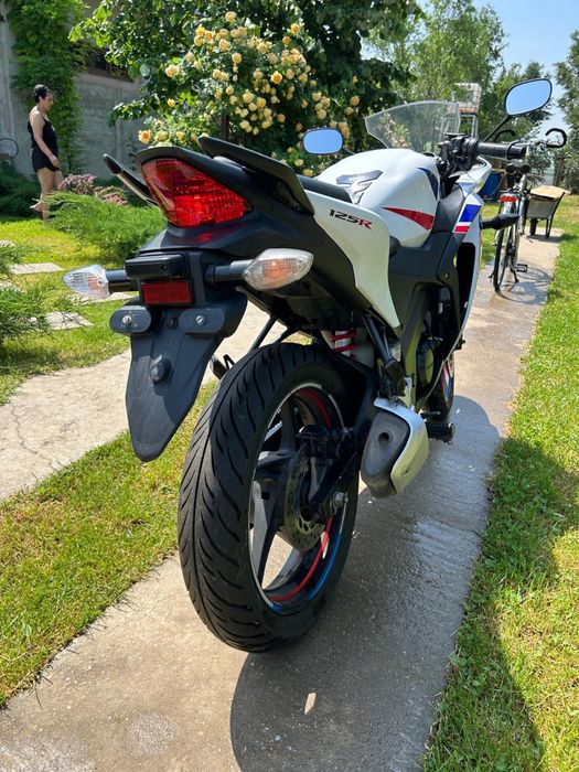 Honda cbrr 125cc