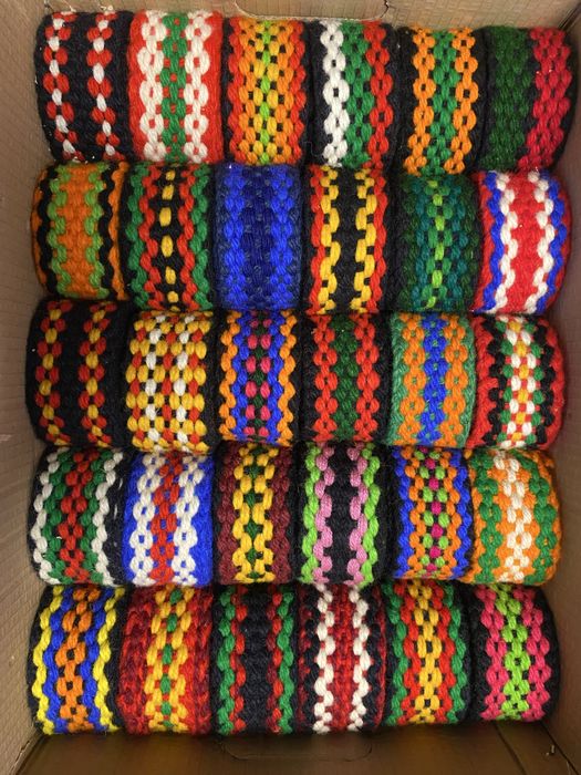 Ръчно изработени вълнени колани за народни носии