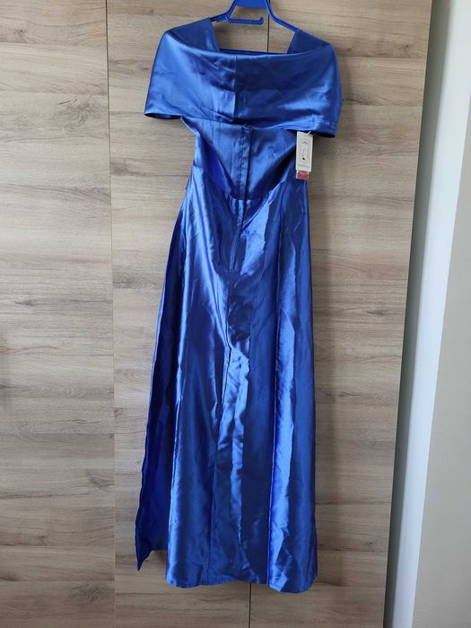 Официална дамска рокля