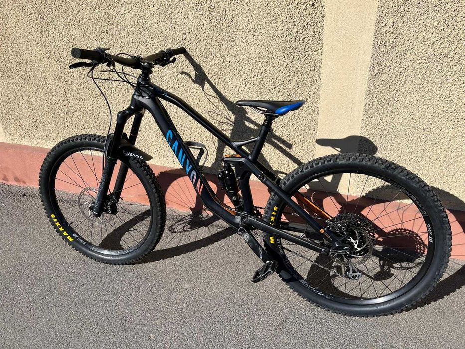 Vand Canyon Strive AL Race 2017