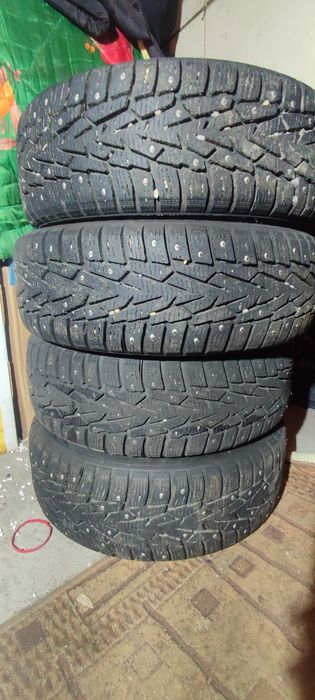 Шины комплект Nokian