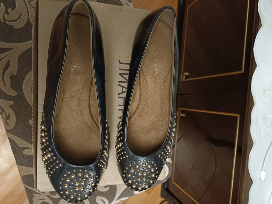 Туфли женские со стразами