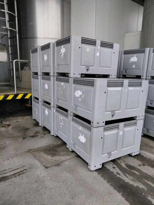 Boxpaleti plini = Box paleti = Cuva = Lazi -