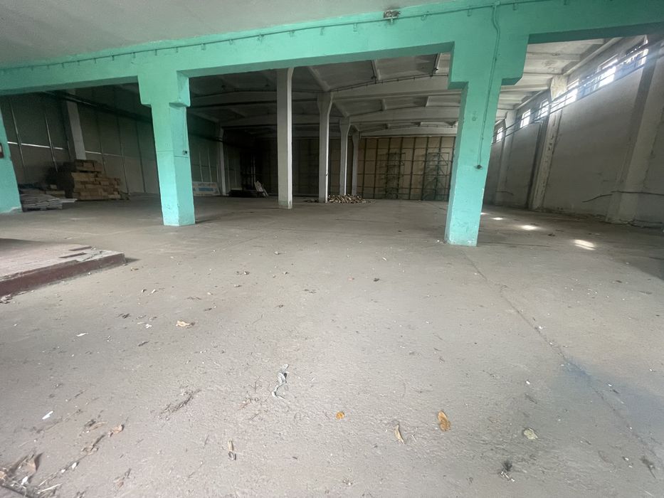 Inchiriez hale si birouri in Alexandria