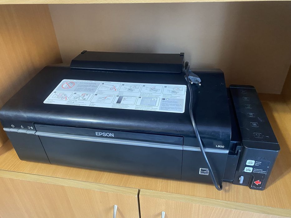 Продаю принтер Epson L800