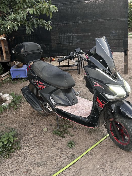 Продам скутер Самурай