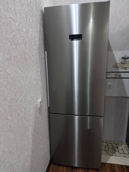 Холодильник bosch в идеальном состоянии