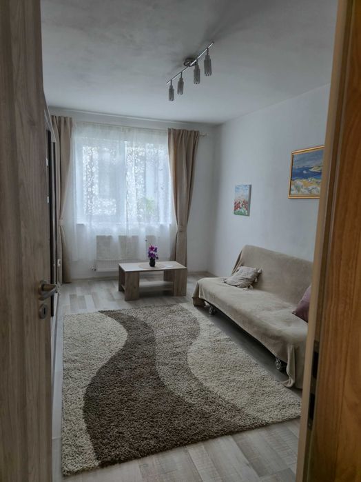 Garsonieră de închiriat – Str. 1 Decembrie 1918