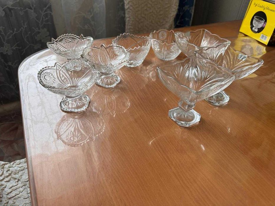 Продам новые вазочки