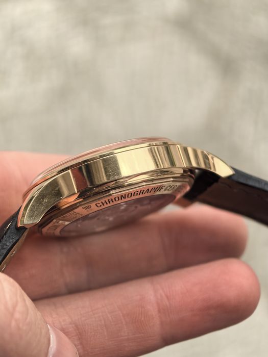 Breitling Transocean Chronograph 18K Rose Gold