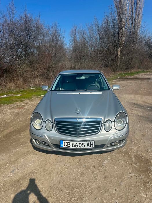 Автомобил мерцедес