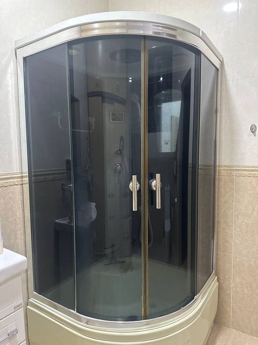 Душевая кабинка!