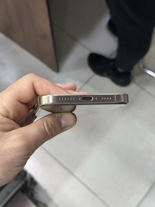 iPhone 16 pro max 256gb