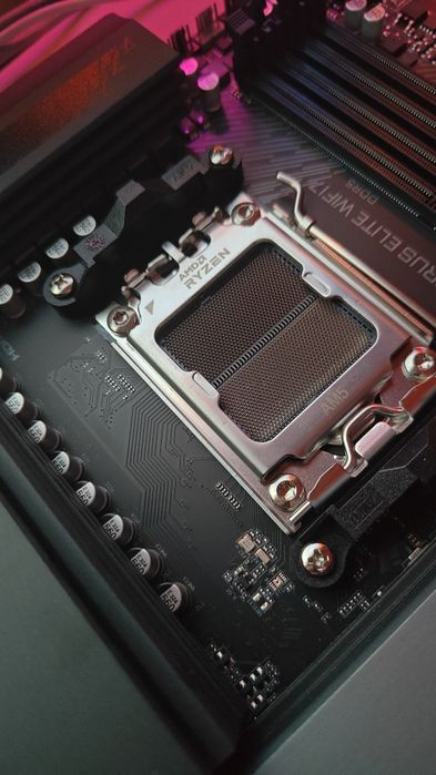 Placa de baza GIGABYTE X870E AORUS ELITE WIFI7, AM5, DDR5, Wi-Fi