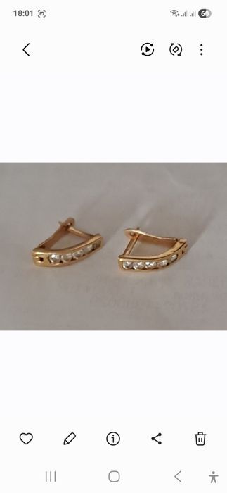Продам золотые серьги