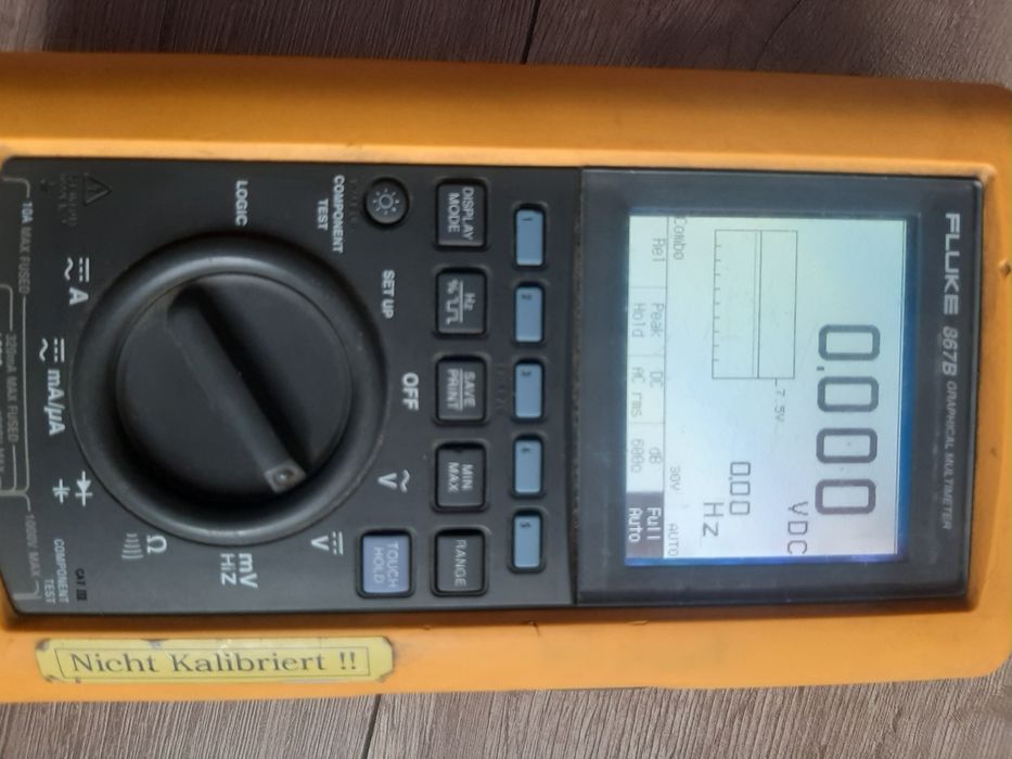 Графичен мултиметър FLUKE 867B