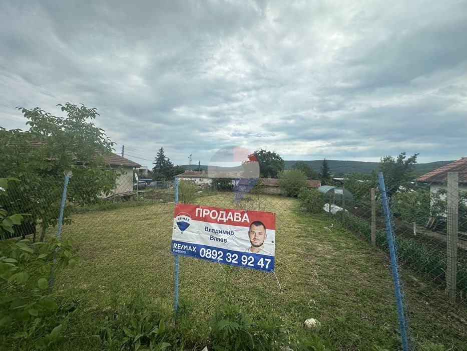Парцел в Варна, област-с.Осеново В.В