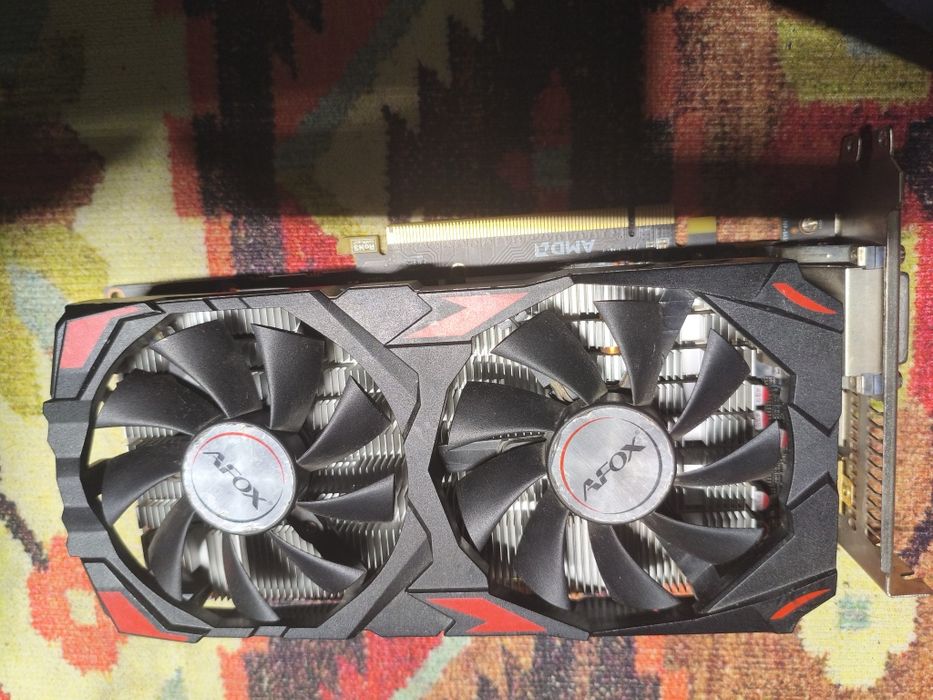 продам карту rx 580 8gb