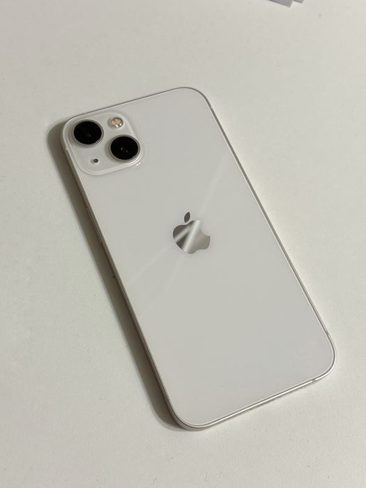 Продам Iphone 13