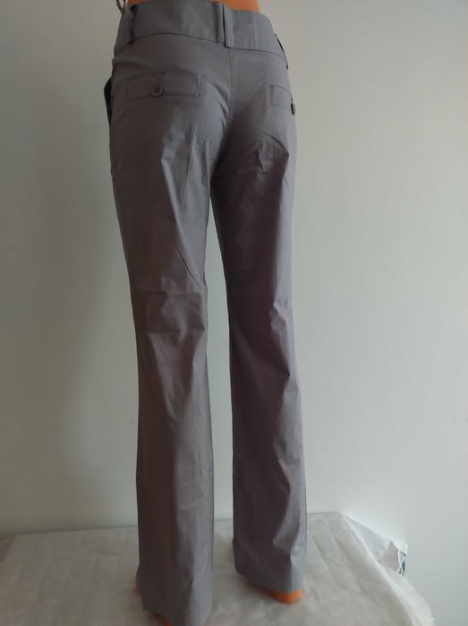 Дамски панталон сив